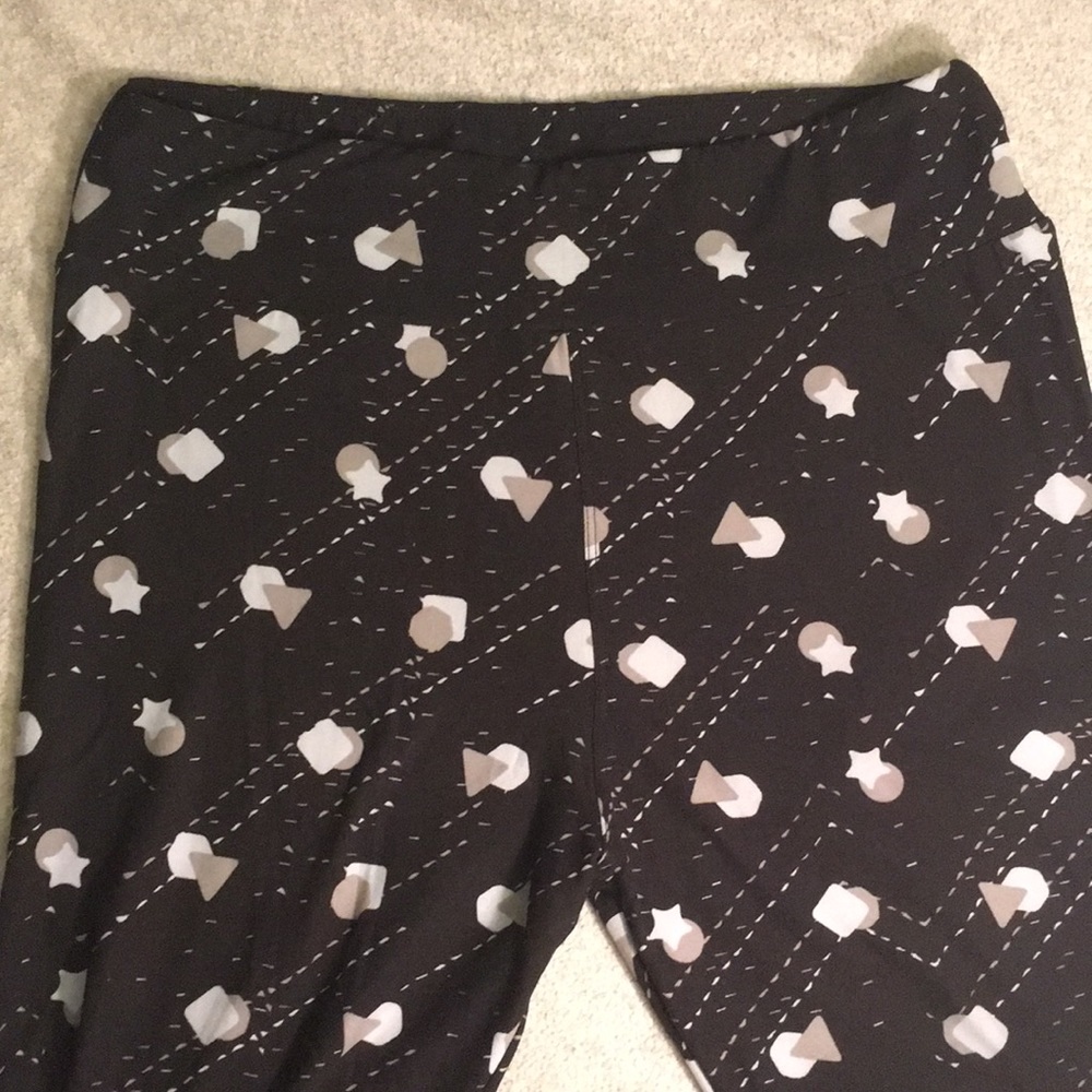 LLR TC Black Leggings Stars Fits Sz 12-22